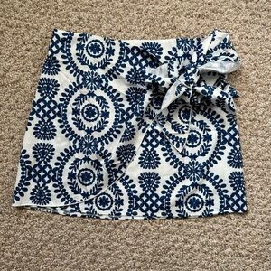 ✅3/$24 Floral Hawaiian Tie Front Mini Skirt